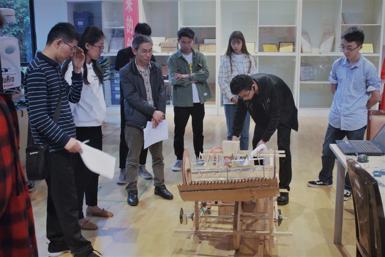 1556003880117330.jpg 1556003880117330.jpg